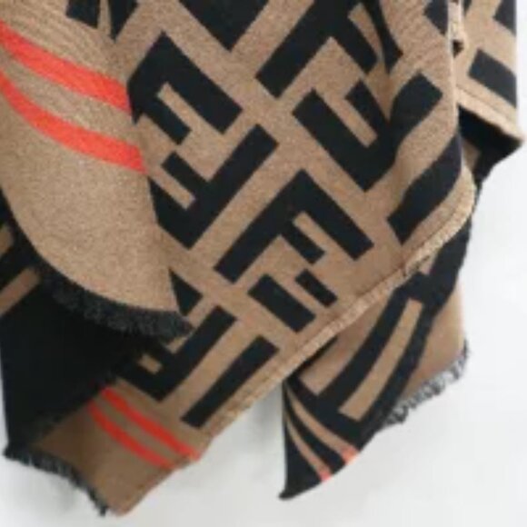 Fendi Shawl - Picture 5 of 5